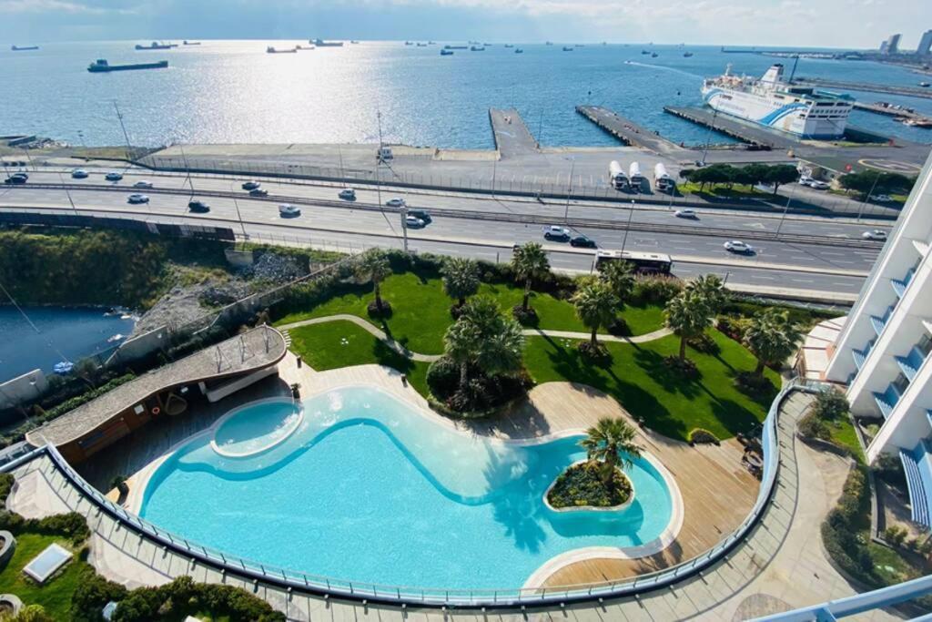 Luxury 2 Room Suite Apartment With Seaview In Center Istanbul Exterior photo