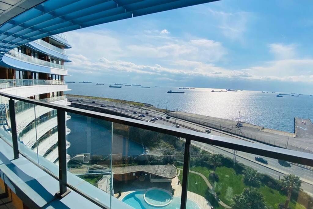 Luxury 2 Room Suite Apartment With Seaview In Center Istanbul Exterior photo